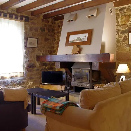 컨트리하우스 El Rincon Del Besaya