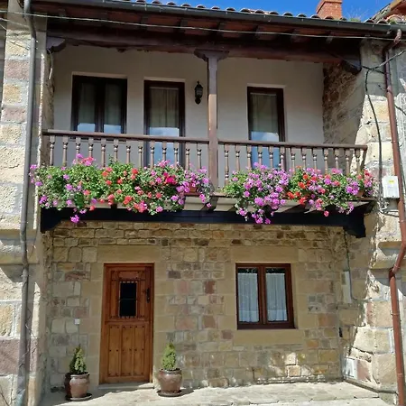 El Rincon Del Besaya 컨트리하우스